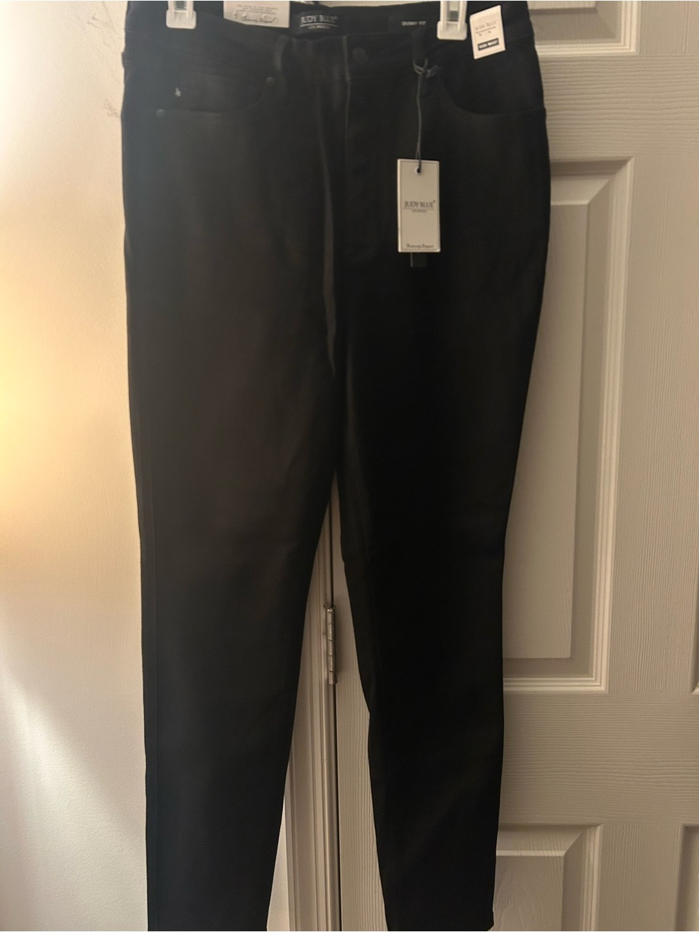 Judy Blue Black Women's Skinny Jeans - Picture 10 of 10